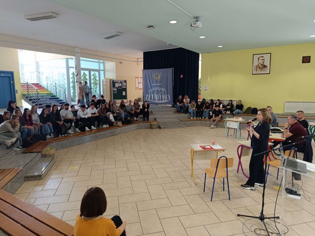 BUDUĆNOST JE U ZAGORJU  MATURANTI AGM ZABOK i 